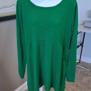 New York & Company Vibrant Long Sleeved Green Knit Tunic Top